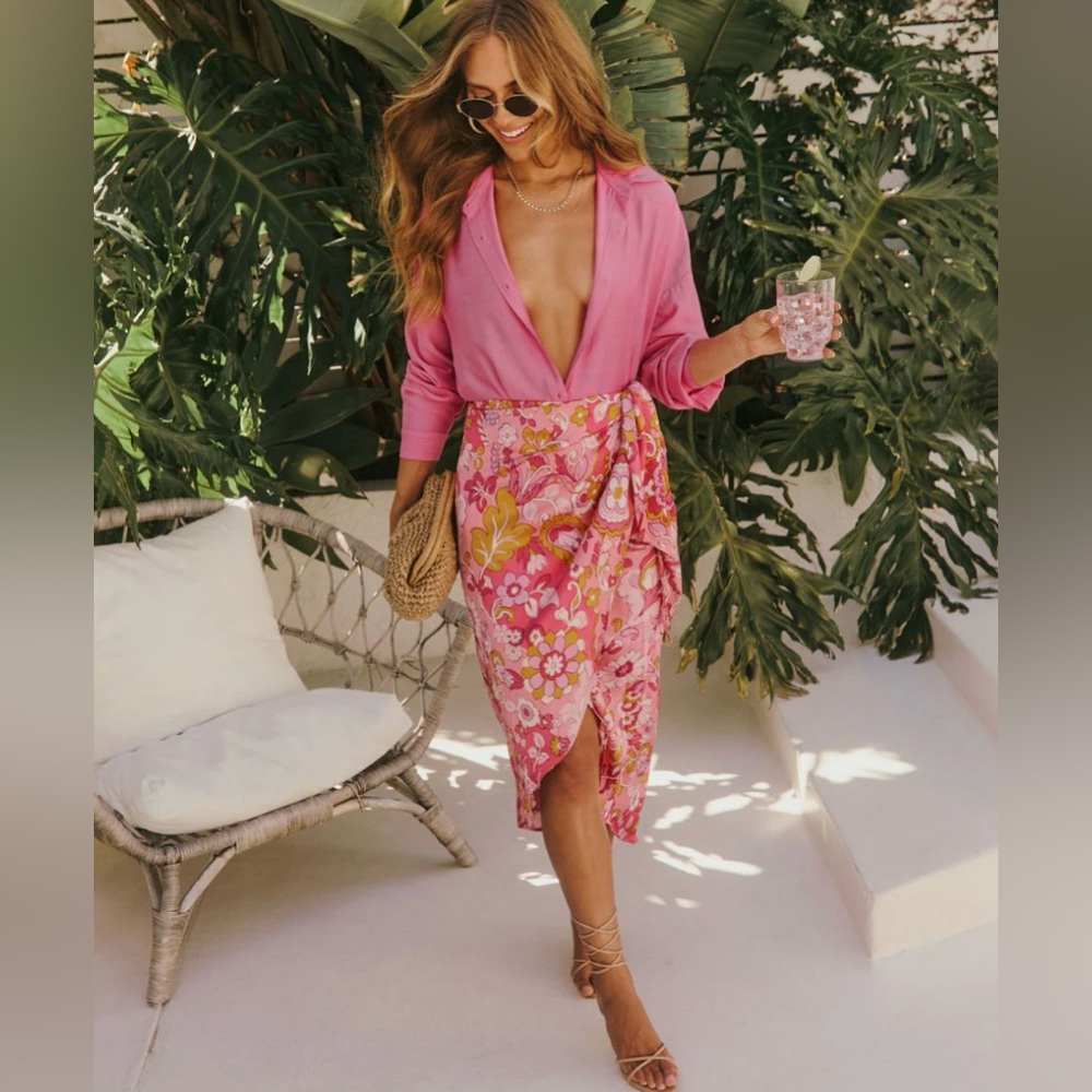 NWOT Forum Pink Floral wrap Midi Skirt
